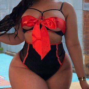 Plus Sexy Bow tie Bra Set